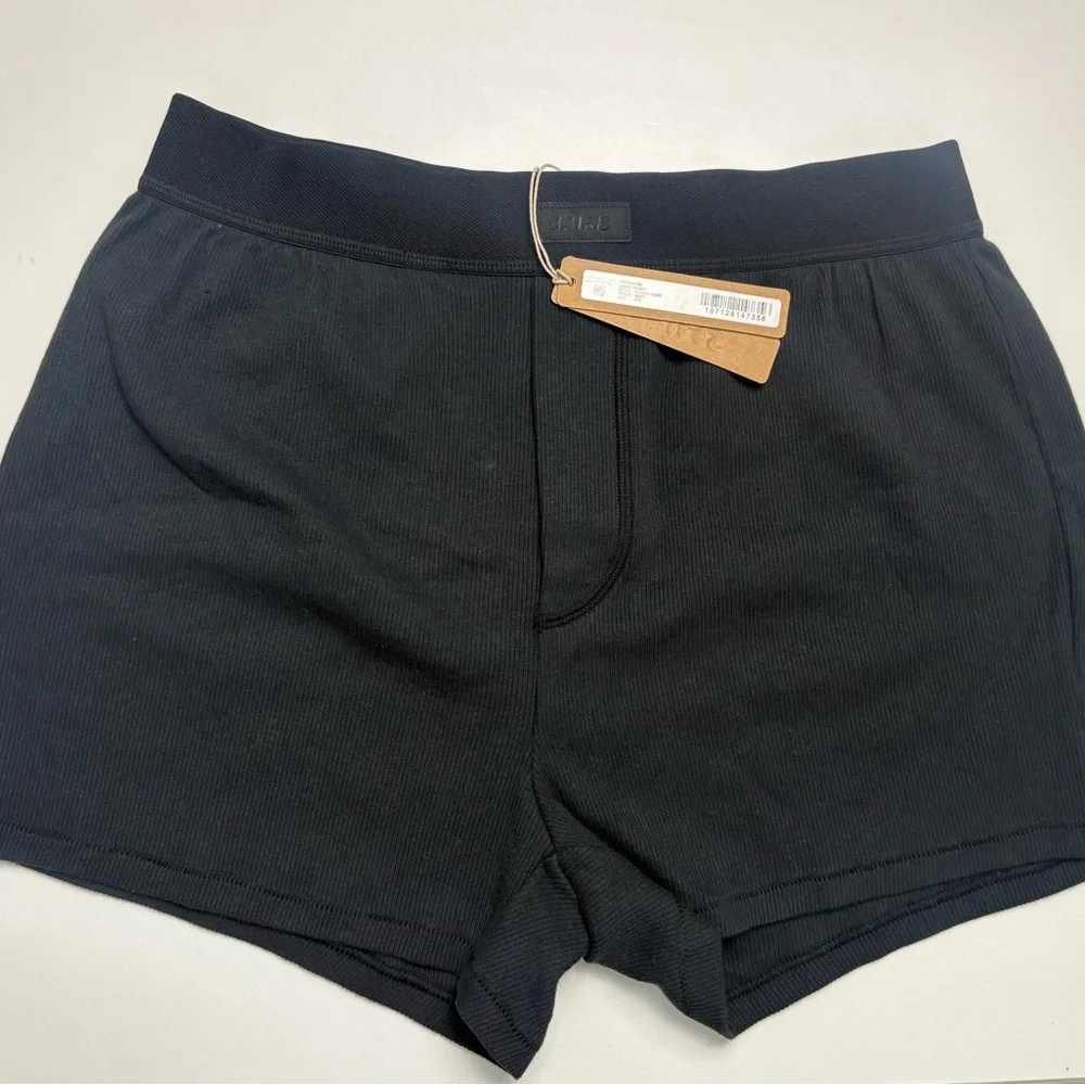 ✨ NWT SKIMS Loose Cotton Rib Boxer | Soot | XXS✨